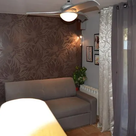 3 Etoiles, Parking Gratuit, Terrasse Privee アパート サン・マンドリエ・シュル・メール